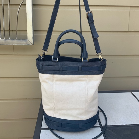 Michael Kors Kingbury Purse - Picture 6 of 13